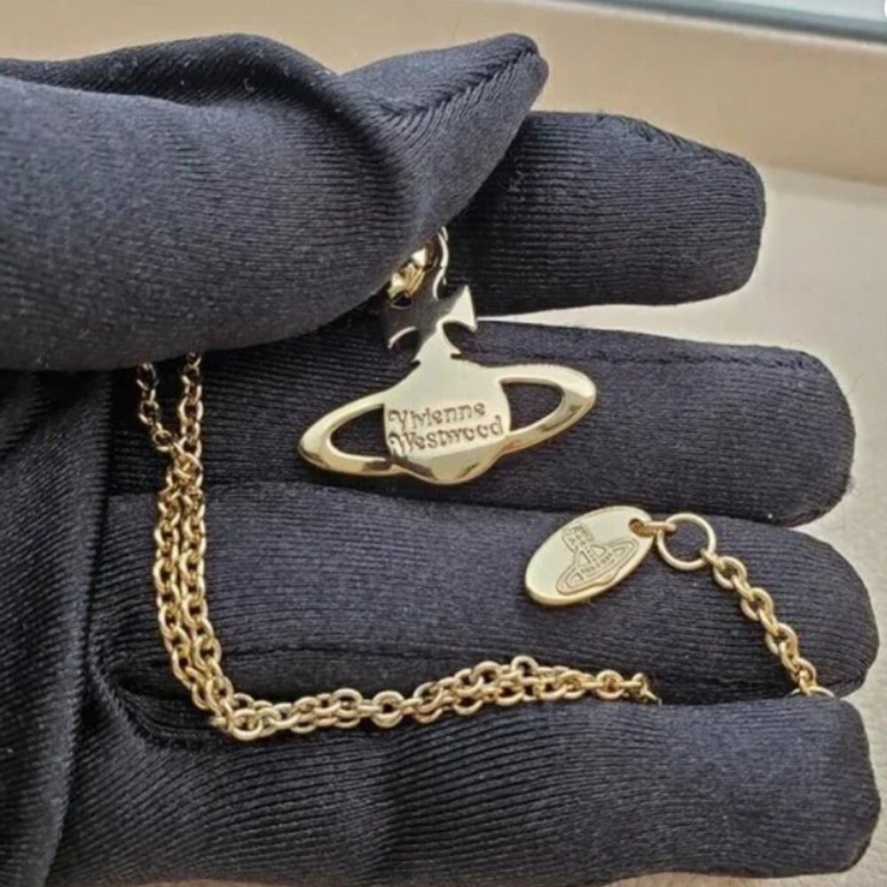 Vivienne Westwood Necklace - Picture 10 of 10
